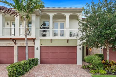 100 NW 69th Cir #54, Boca Raton, FL 33487