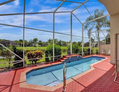 7568 Lake Harbor Ter, Lake Worth, FL 33467