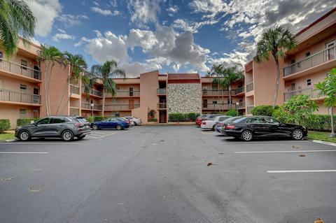 3040 Holiday Springs Blvd #210, Margate, FL 33063