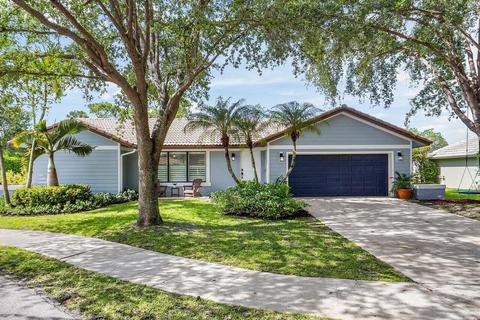 3331 NW 23rd Ct, Boca Raton, FL 33431