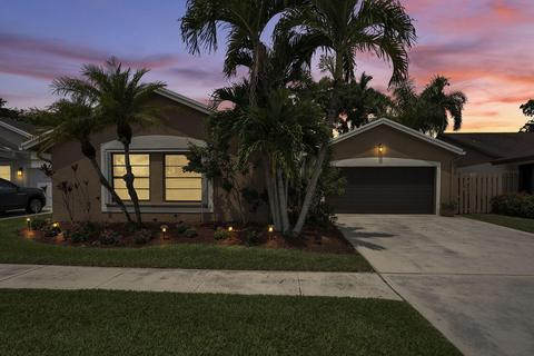 21350 Summertrace Cir, Boca Raton, FL 33428