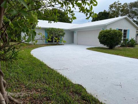 255 19th Ave, Vero Beach, FL 32962