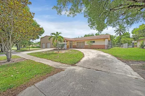 4228 Latona Ave, West Palm Beach, FL 33407