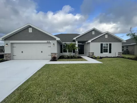 8658 Waterstone Blvd, Fort Pierce, FL 34951