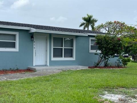 815 Balfrey Dr S, West Palm Beach, FL 33413