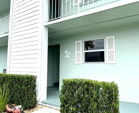 121 Wettaw Ln #115, North Palm Beach, FL 33408