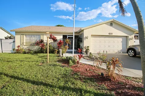 9242 SW 18 Rd, Boca Raton, FL 33428