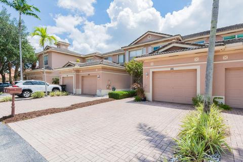141 Coconut Key Ln, Delray Beach, FL 33484
