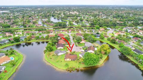 5147 Sandusky Ave, Lake Worth, FL 33463