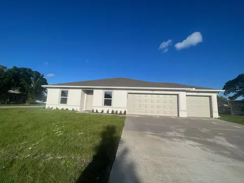 2301 SE Surrey Pl, Port Saint Lucie, FL 34952