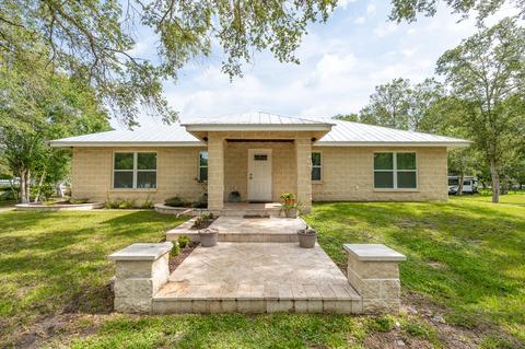 7295 NE 2nd St, Okeechobee, FL 34974
