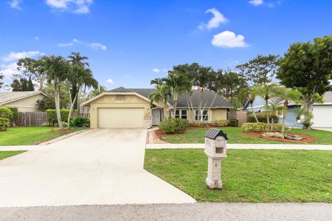806 Foresteria Ave, Wellington, FL 33414