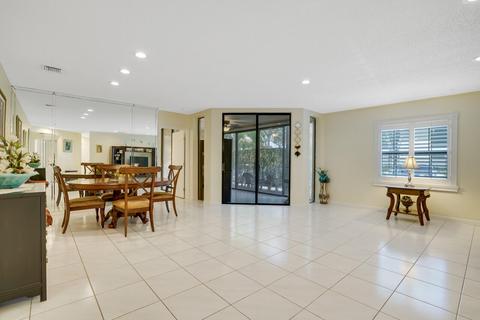 5250 Europa Dr #A, Boynton Beach, FL 33437