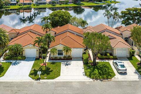 7188 Burgess Dr, Lake Worth, FL 33467