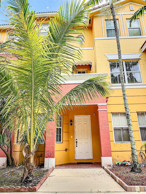 3703 Shoma Dr, Royal Palm Beach, FL 33414