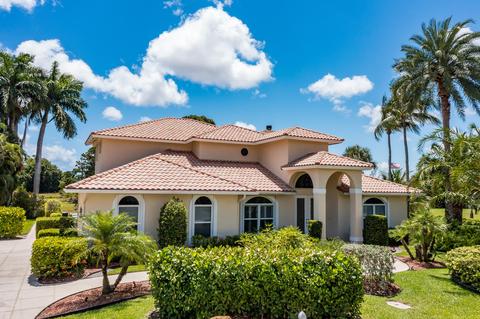 9490 Cross Creek Dr, Boynton Beach, FL 33436