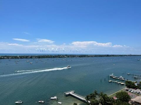 5600 N Flagler Dr #1810, West Palm Beach, FL 33407