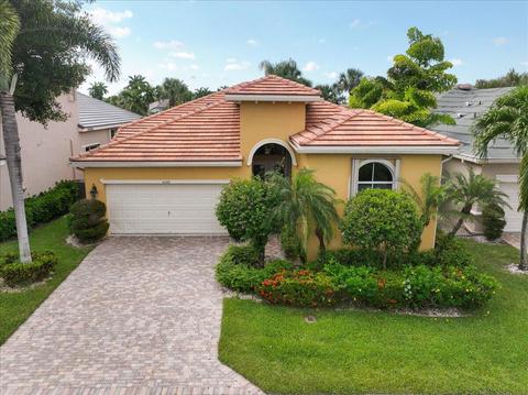 4248 Imperial Isle Dr, Wellington, FL 33449