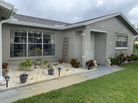 6322 Silver Moon Ln, Greenacres, FL 33463