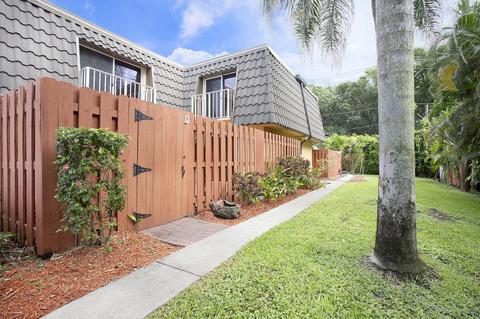 22220 Boca Rancho Dr #D, Boca Raton, FL 33428