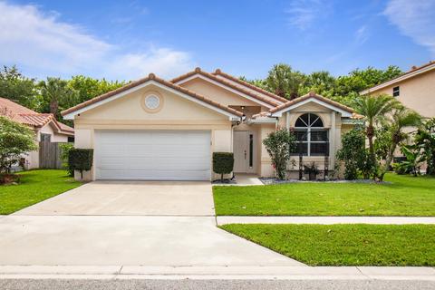 8680 Tourmaline Blvd, Boynton Beach, FL 33472