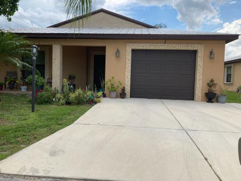 1 N Barcelona Ln N, Port Saint Lucie, FL 34952