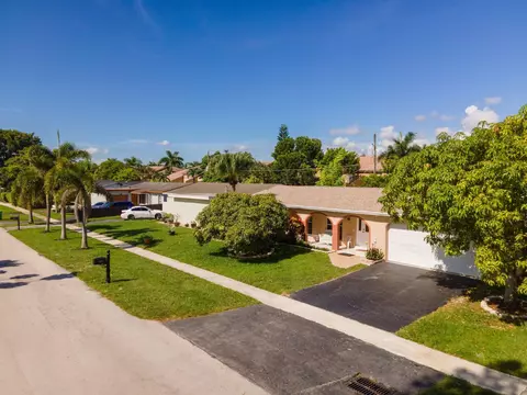 2501 NW 98th Ave NW, Sunrise, FL 33322