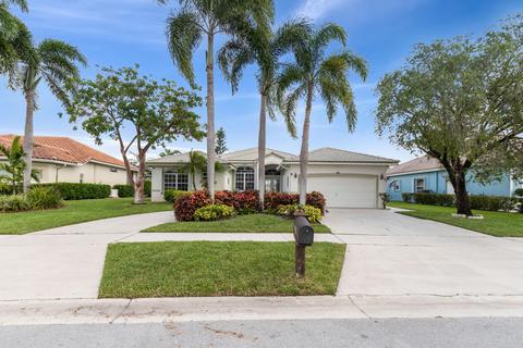 7049 Peninsula Ct, Lake Worth, FL 33467