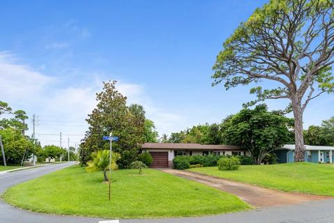 924 SE Flamingo Ave, Stuart, FL 34996
