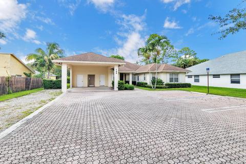 198 Sparrow Dr #A, Royal Palm Beach, FL 33411