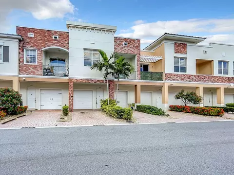 10320 SW Stephanie Way #209, Port Saint Lucie, FL 34987