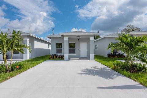 2827 Saranac Ave, West Palm Beach, FL 33409