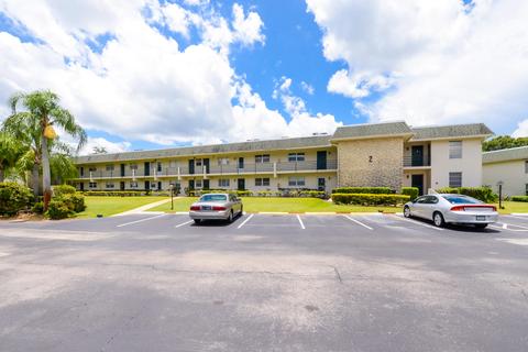 1900 S Kanner Hwy #2-105, Stuart, FL 34994