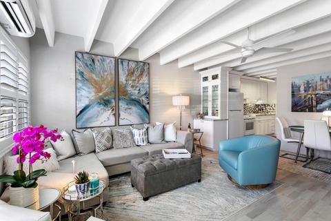 4001 S Ocean Blvd #102, South Palm Beach, FL 33480