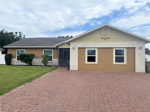 4716 Lark Dr, Saint Cloud, FL 34772
