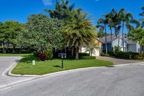 10020 Lexington N Cir, Boynton Beach, FL 33436