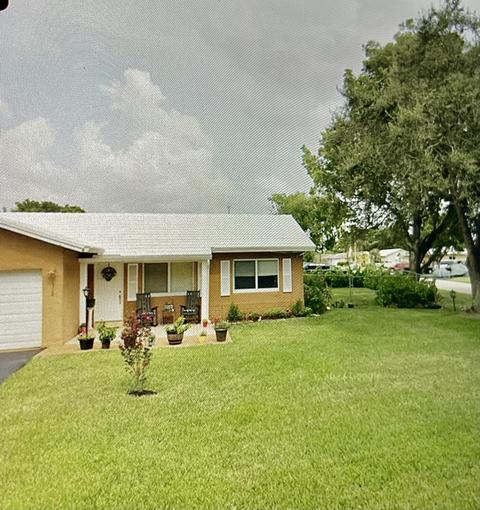7300 Westwood Dr, Tamarac, FL 33321
