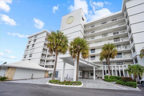 911 Ocean Dr #301, Juno Beach, FL 33408