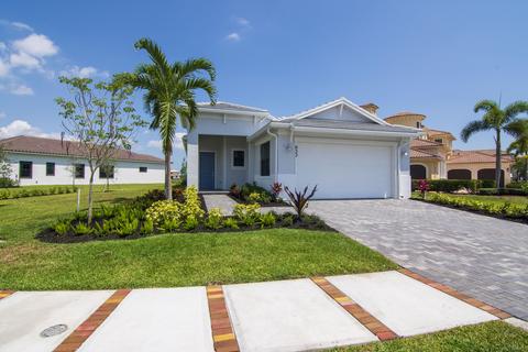 633 SE Fascino Cir, Port Saint Lucie, FL 34984