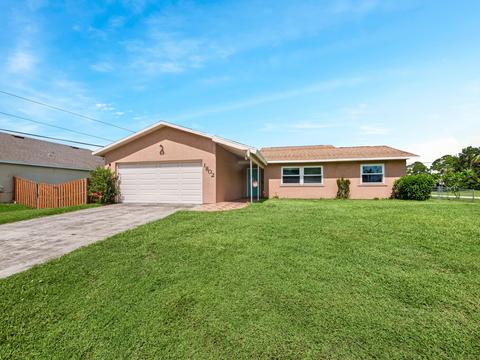 1802 SW Day St, Port Saint Lucie, FL 34953