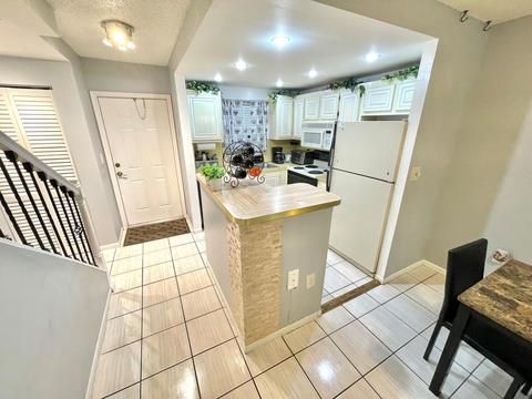 803 W Oakland Park Blvd #A6, Oakland Park, FL 33311