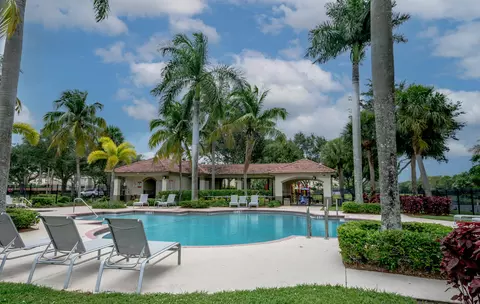 7622 Sonesta Shores Dr, Lake Worth, FL 33463