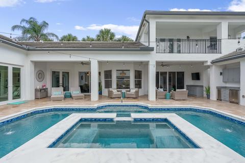 135 W Village Way, Jupiter, FL 33458