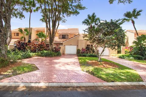 22590 Meridiana Dr, Boca Raton, FL 33433