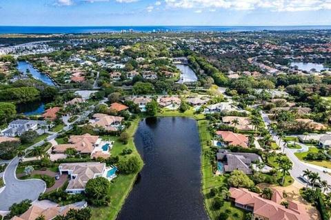 3056 Miro Dr, Palm Beach Gardens, FL 33410