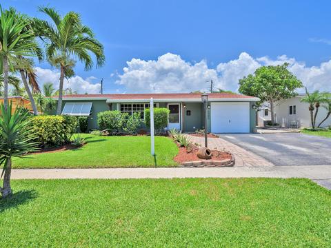 1321 S Deerfield Ave, Deerfield Beach, FL 33441