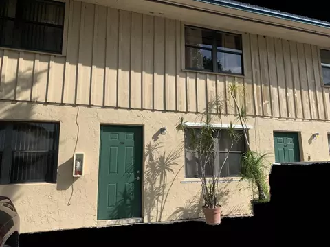 2355 Southwest 28th Street #110 C, Okeechobee, FL 34974