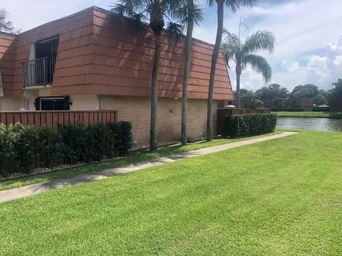 521 Live Oak Ln #521, Boynton Beach, FL 33436