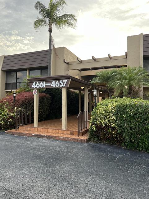 4657 Fountains S Dr #108, Lake Worth, FL 33467
