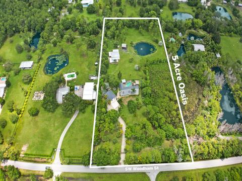 5525 SW Woodham St, Palm City, FL 34990